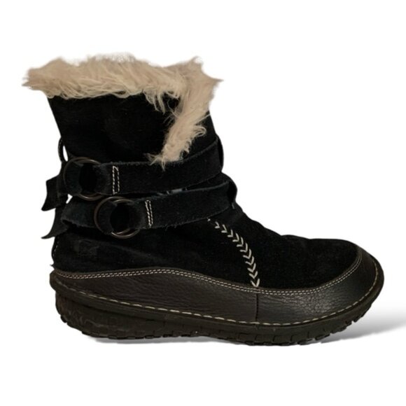Sorel Tootega Boots - Picture 3 of 14
